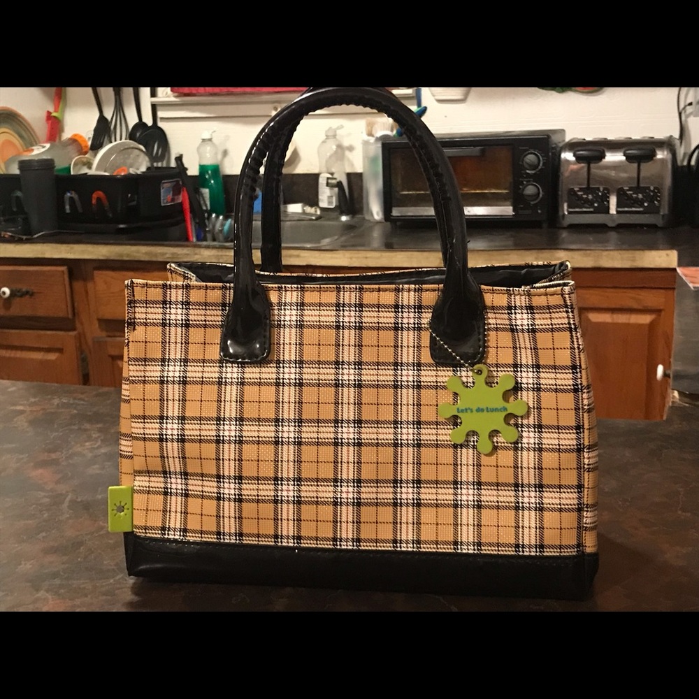Lunch tote insulated